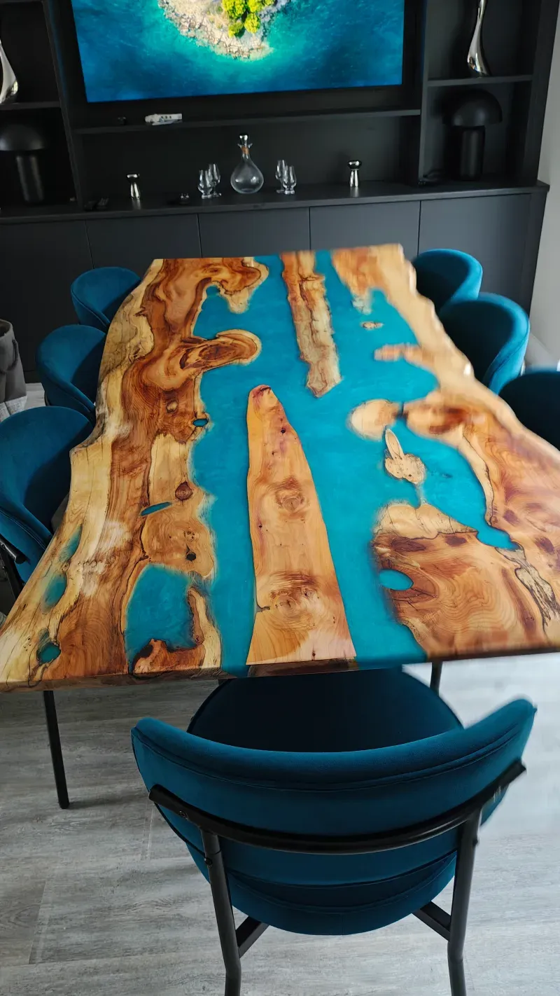 Ultra-Slim Resin River Dining Table